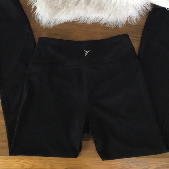 Old Navy Active Leggings Black Small - Picture 4 of 6